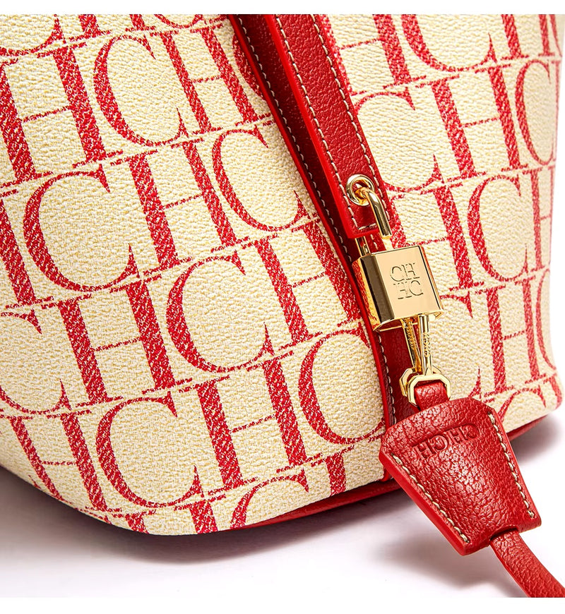 Bolsa de Ombro Luxuosa com Textura Jacquard