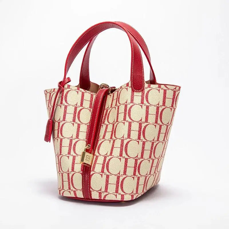 Bolsa de Ombro Luxuosa com Textura Jacquard